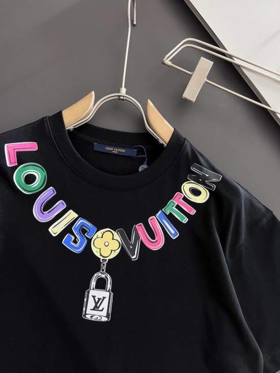 Picture of Louis Vuitton T Shirts Short _SKULVM-5XL12yr668175